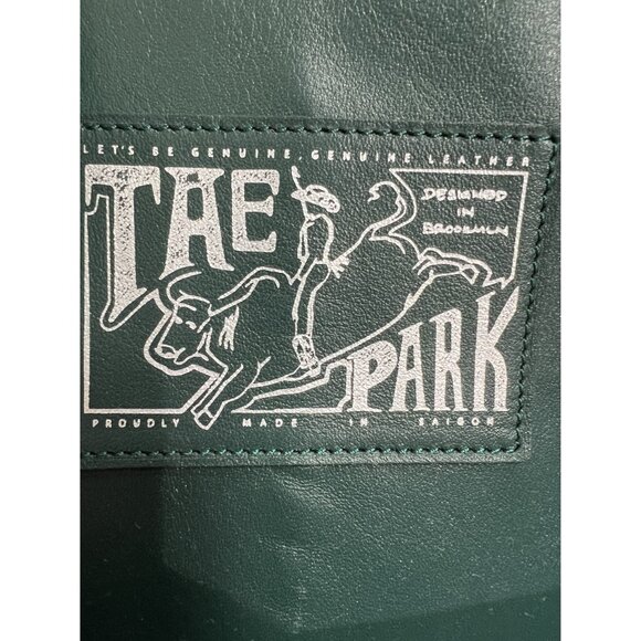 The Park Souvenir Bag in Hunter Green - Picture 6 of 7